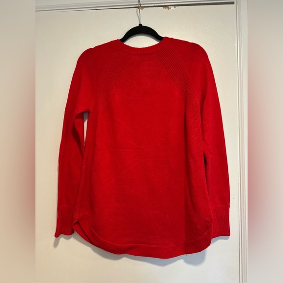 NWT Joan Vass Medium Red Round ribbed Hem Sweater. Raglan Sleeve. Soft. - Picture 2 of 11